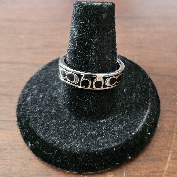 Coach Silver and Black Signature C Band Ring Size 8 - Picture 2 of 5
